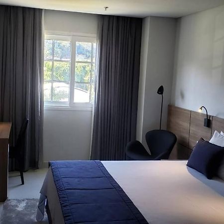 Suite Granja Brasil Alto Padrao Petrópolis エクステリア 写真